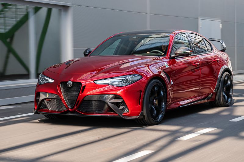 Alfa Romeo, other troubled brands getting 10 years of funding
