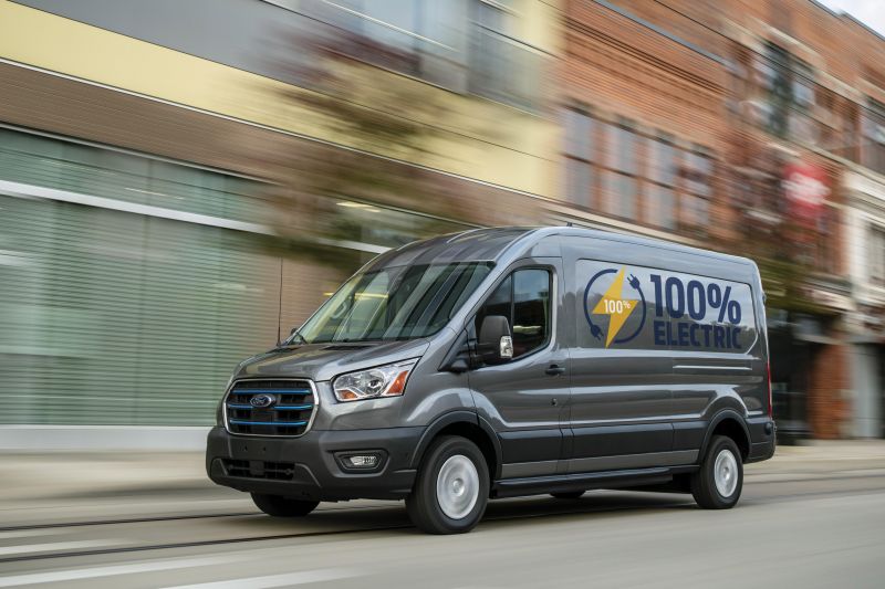 Ford Transit Custom, Volkswagen Transporter gaining electric models