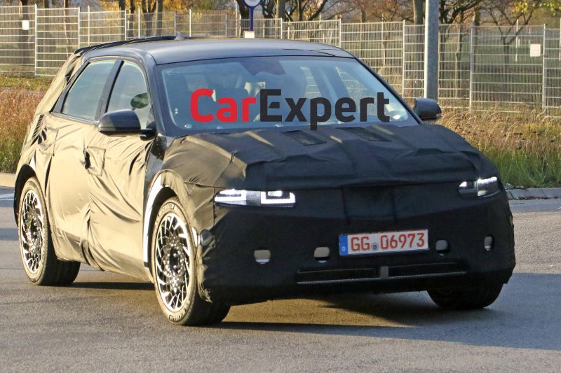 2021 Hyundai Ioniq 5 spied with production lights