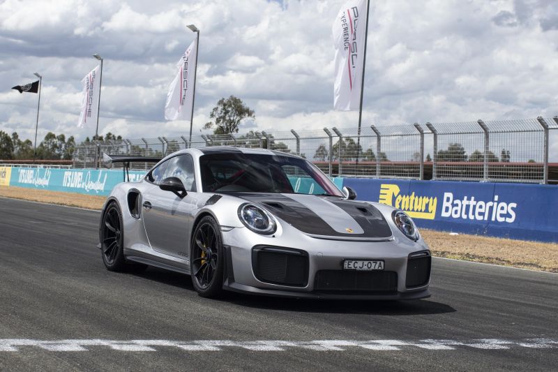 2021 Porsche 911 GT2 RS performance