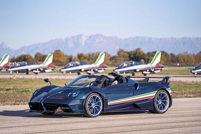 Pagani Huayra Tricolore special edition revealed, only three made