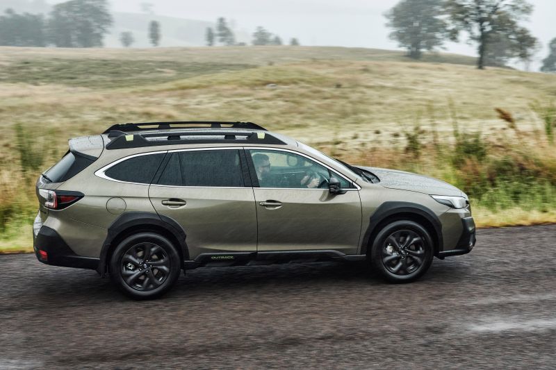 2021 Subaru Outback price and specs