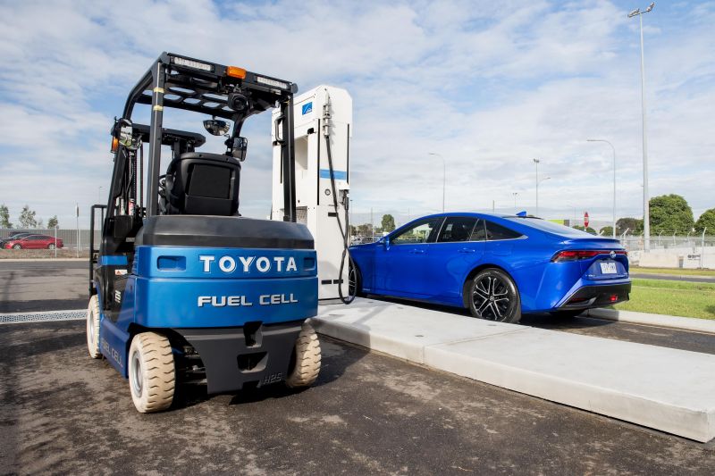 Toyota Australia opens Hydrogen Centre, imports 20 new Mirai FCEVs