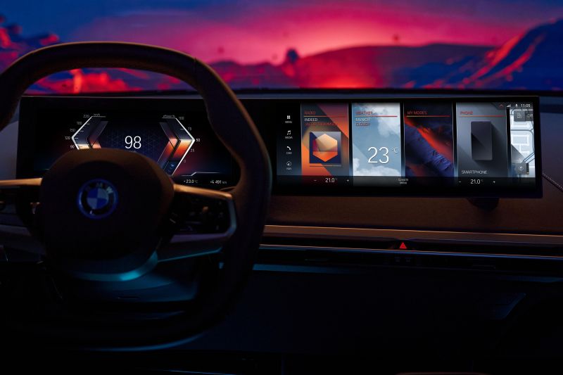 BMW iDrive 8 unveiled