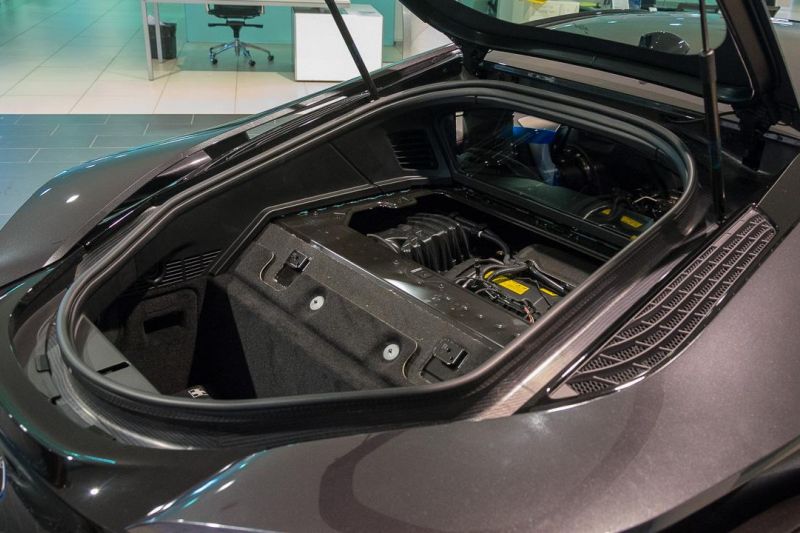 Guy turns BMW i8 into a cryptocurrency mining rig to 'annoy gamers'