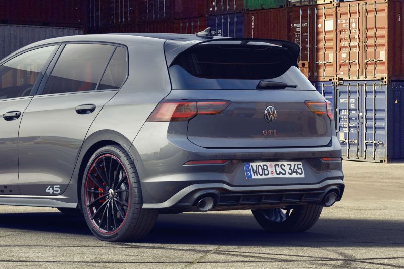 2021 Volkswagen Golf GTI Clubsport 45 unveiled