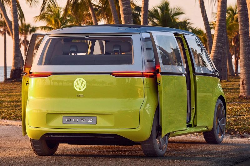 Volkswagen Australia pushing for electric Kombi