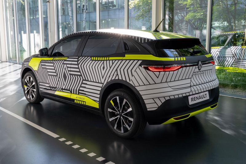 Renault Megane E-Tech Electric teased and detailed