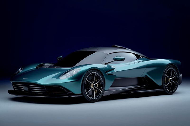 2023 Aston Martin Valhalla hybrid supercar revealed