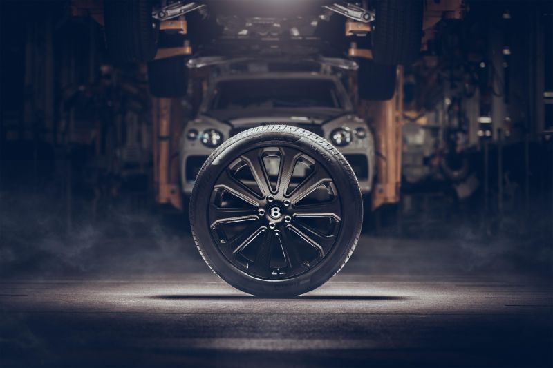 Bentley debuts world's largest carbon wheels