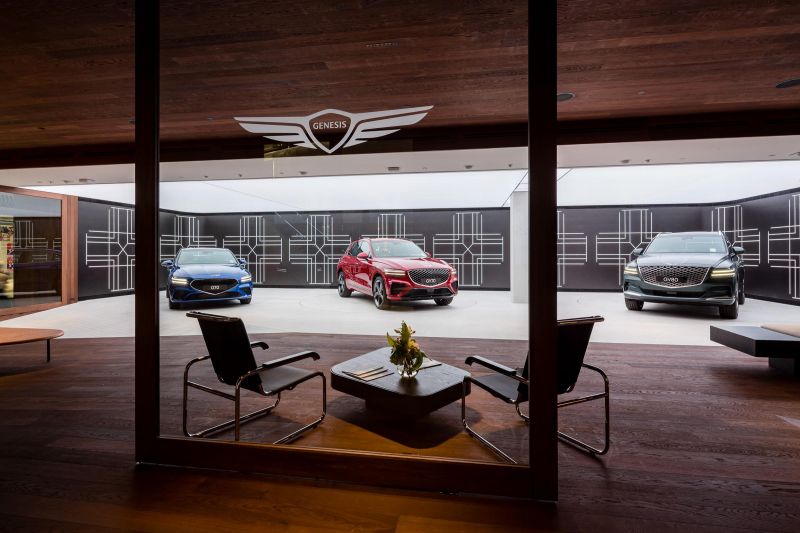 Hyundai sticks with dealers, Ioniq 5's direct-to-consumer model unique