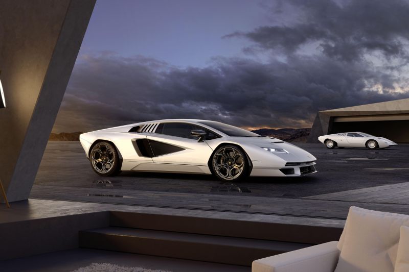 Lamborghini celebrates best-ever year, four new models in 2022