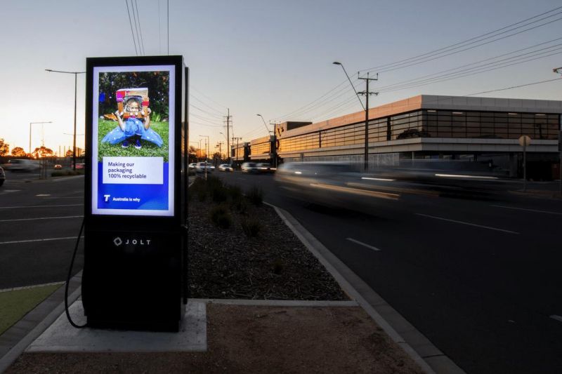 Australian startup JOLT plans 5000 electric car charging stations, after $100 million investment