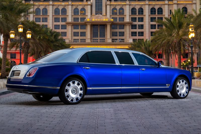 Bentley Mulsanne Grand Limousine unveiled