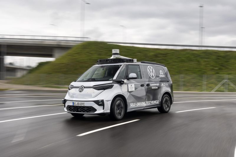 Autonomous Volkswagen ID. Buzz AD unveiled at Munich motor show