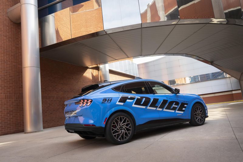 Ford Mustang Mach-E charges through police tests