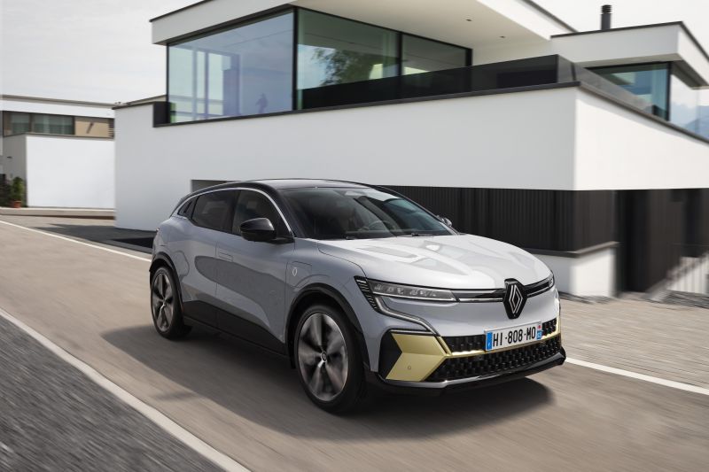 Electric Renault one step closer for Australia