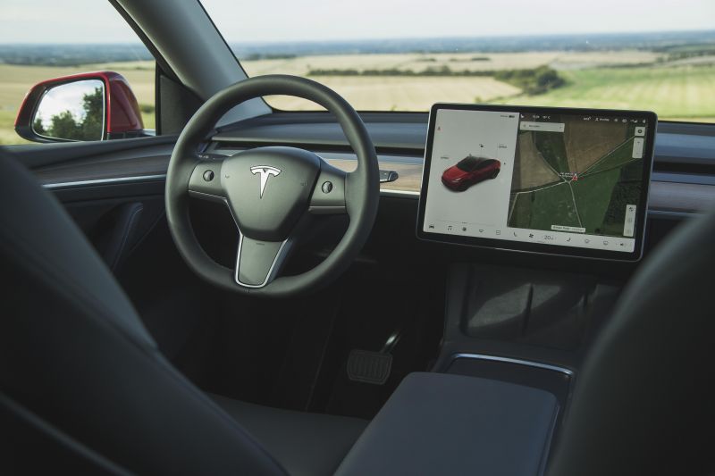 Tesla adds Chill and Assertive modes to 'Full Self-Driving'