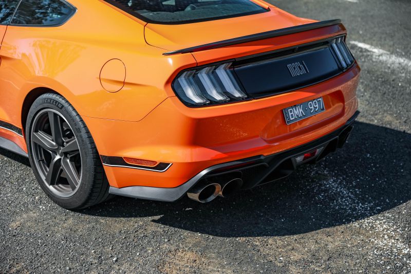 Ford Mustang Mach 1 v GT: Track comparison