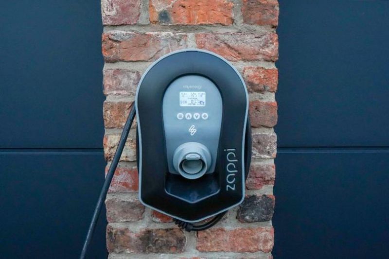 UK electric car charging giant Myenergi sets up in Australia