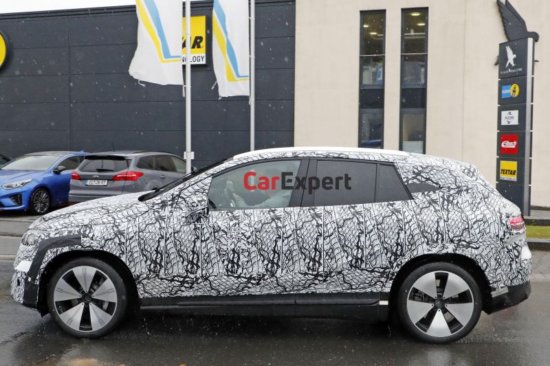 2022 Mercedes-Benz EQE SUV spied with less camouflage