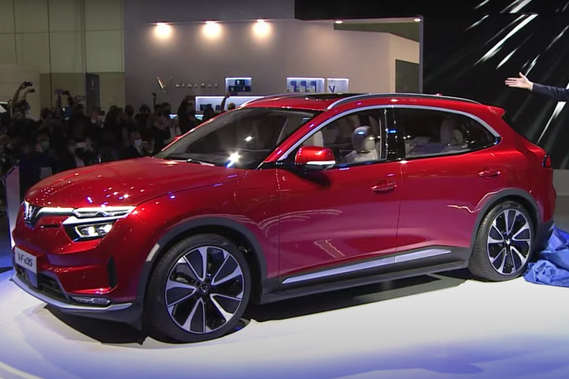 2023 VinFast e35 and e36 electric SUVs revealed for global markets