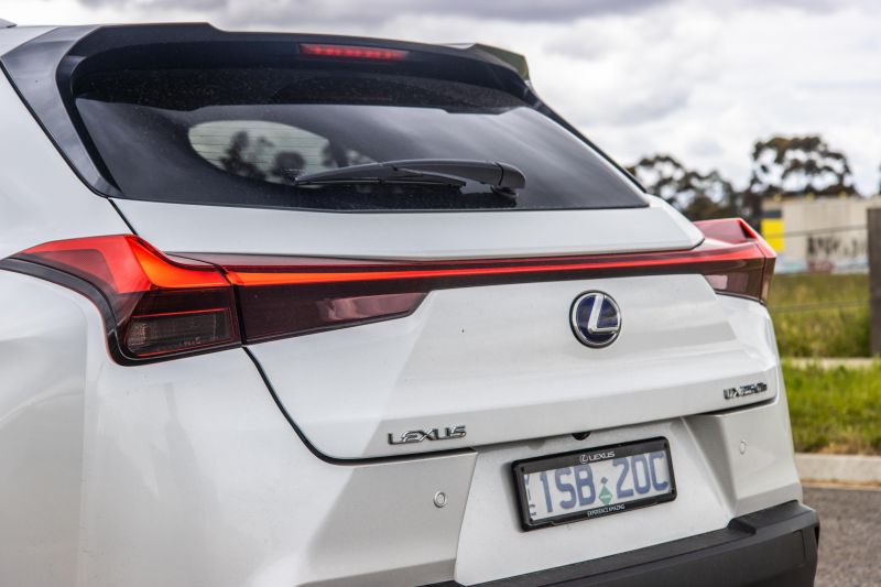 Lexus follows luxury rivals to five-year warranty