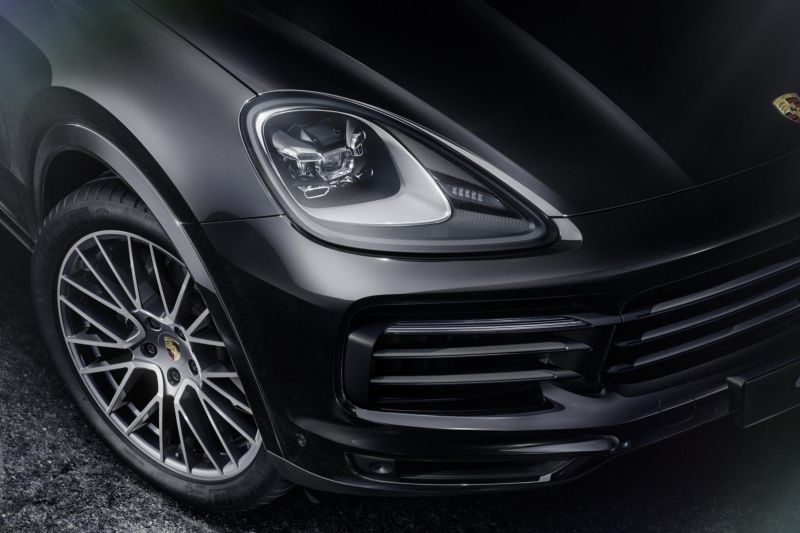 2022 Porsche Cayenne Platinum Edition revealed
