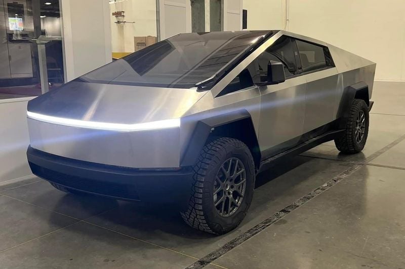Tesla Cybertruck may have better turning circle than Model Y
