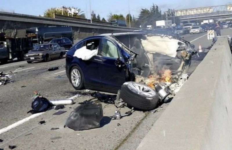 Tesla Autopilot user charged with vehicular manslaughter - report