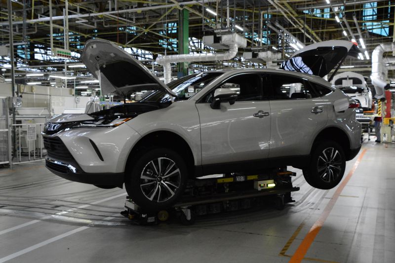 Toyota cuts production, takes 'intentional pause' for suppliers' sake