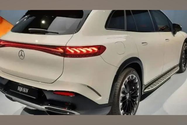 2022 Mercedes-Benz EQS SUV leaked