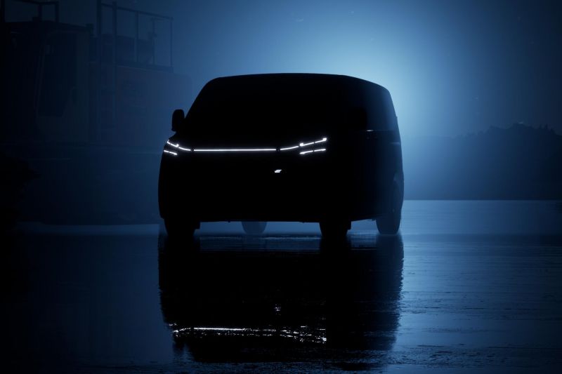 2023 Ford Tourneo Custom EV teased ahead of May 9 reveal
