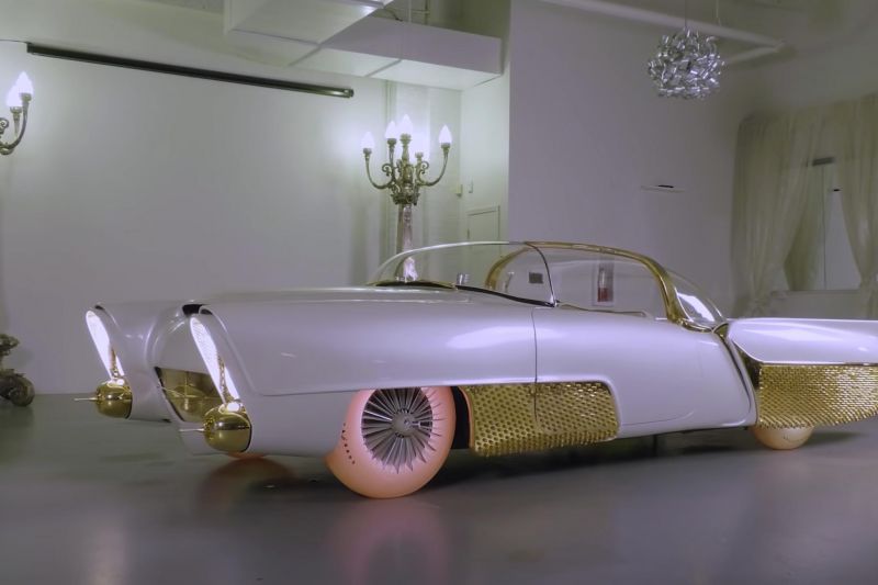 How Goodyear invented the Glowing Tyre, in 1961