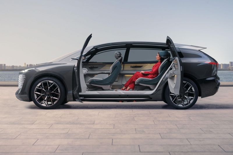 Audi Urbansphere concept unveiled
