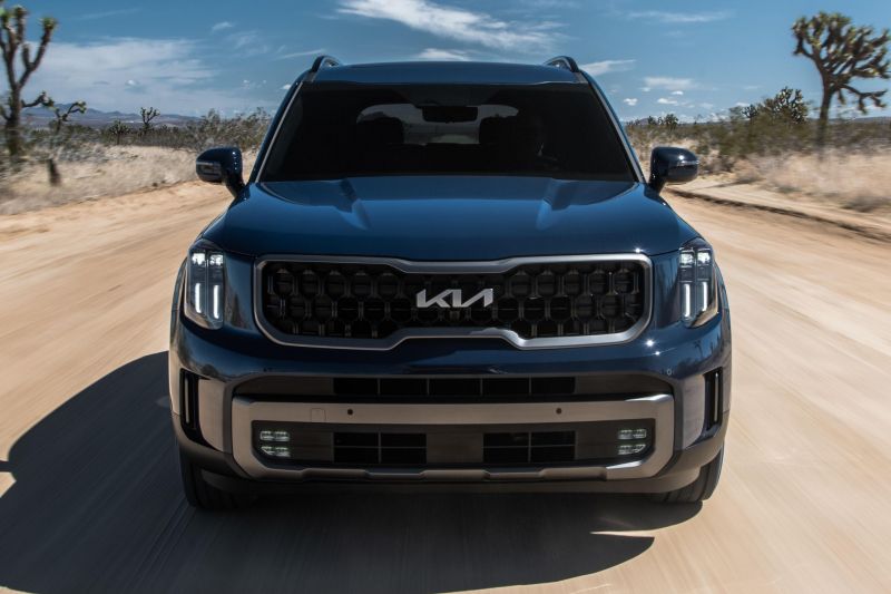 2023 Kia Telluride facelift debuts with two off-road trims