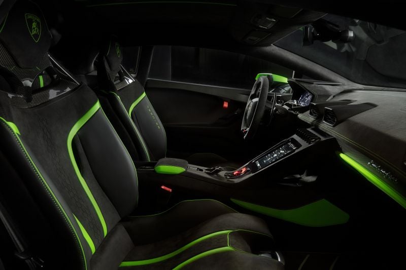 2023 Lamborghini Huracan Tecnica unveiled