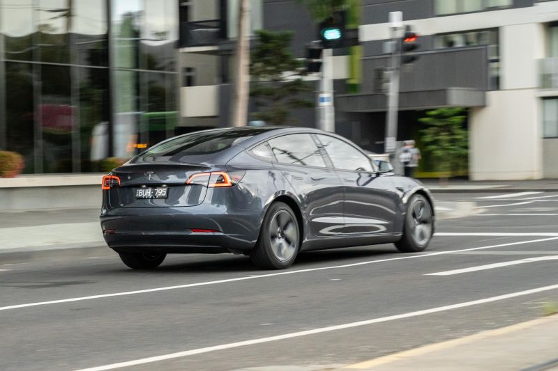 Tesla demos Full Self-Driving technology to US regulator - report