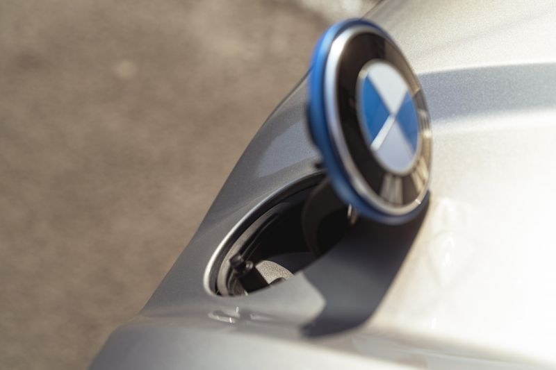 2022 BMW iX price and specs