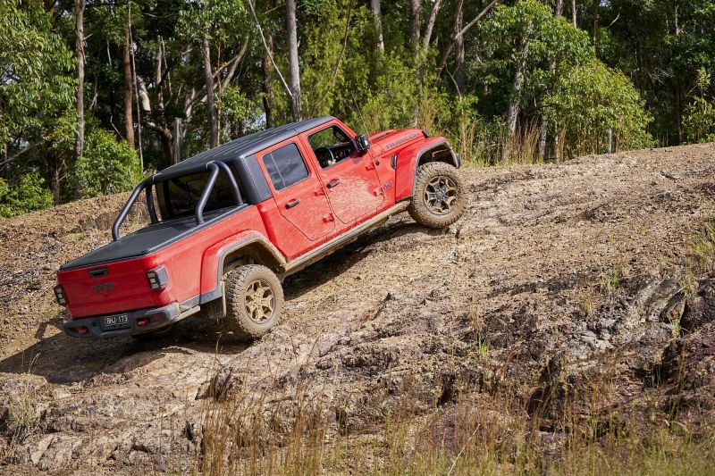 Jeep reveals more genuine accessories for Gladiator ute