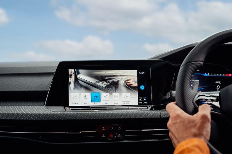Volkswagen CEO says fixes coming for infotainment, touch control issues