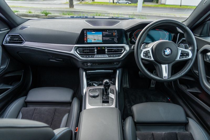 2022 BMW 220i Coupe