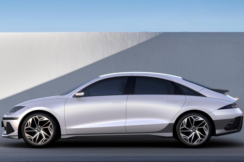 2023 Hyundai Ioniq 6, aero-friendly EV revealed