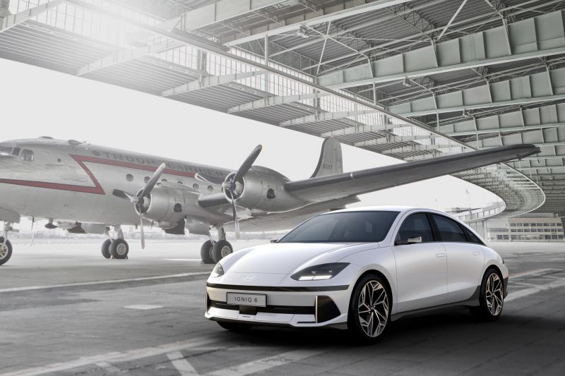 2023 Hyundai Ioniq 6, aero-friendly EV revealed