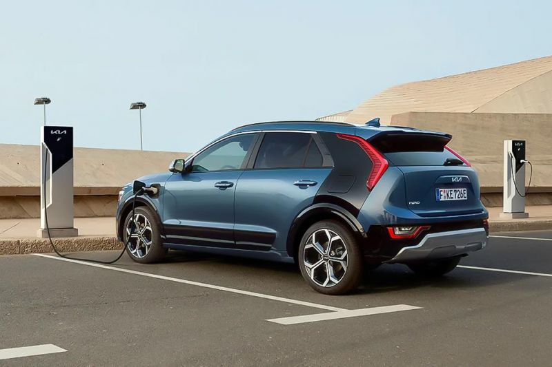 Kia Niro launching without PHEV, could come if demand spikes
