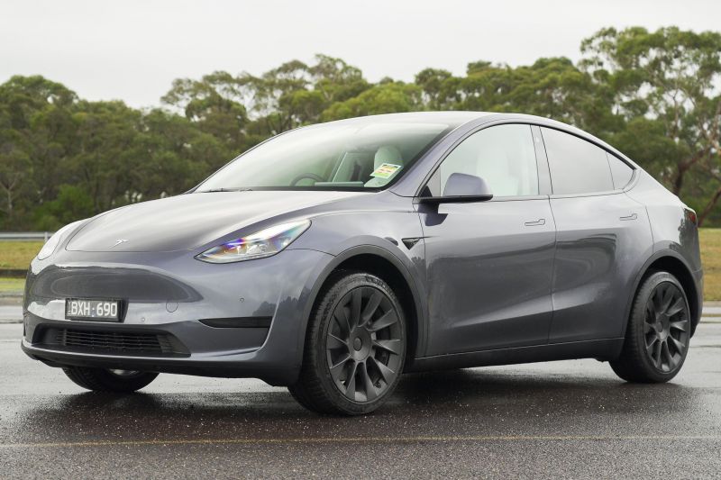 Tesla cuts Model 3 and Model Y prices in Australia