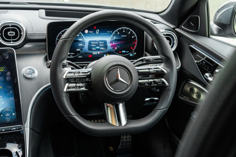 2022 Mercedes-Benz C200