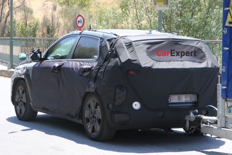 2023 Hyundai Kona spied with less camouflage