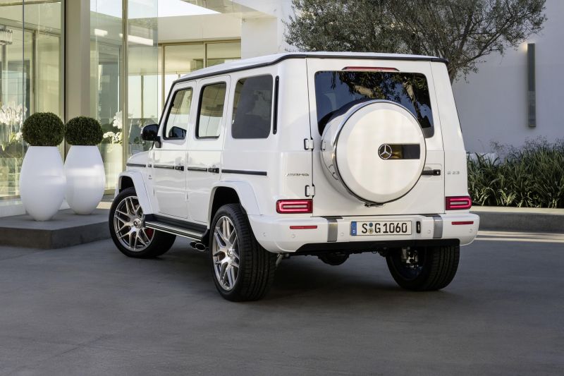 Mercedes-AMG G63 getting sports car suspension tech - report