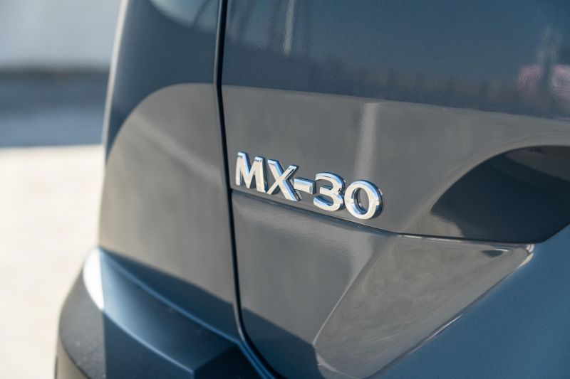2022 Mazda MX-30 G20e Astina